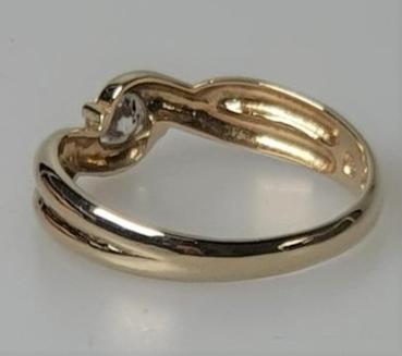 Preview: Schmucksteinring aus 585er Gold mit Zirkonia, Größe 56, Gewicht: 2,6g