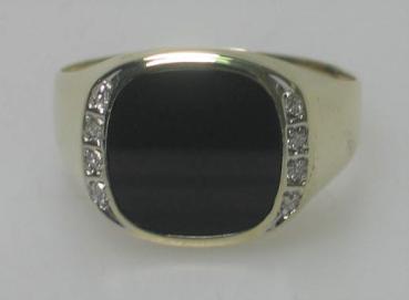 Diamantring mit Onyxplatte aus 585er Gold, Größe 66, Gewicht: 3,7g