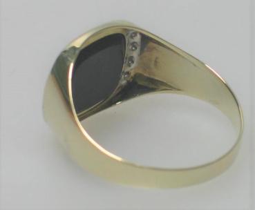 Diamantring mit Onyxplatte aus 585er Gold, Größe 66, Gewicht: 3,7g