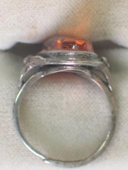 Ring aus 925er Sterlingsilber mit Bernstein, Größe 55 Gewicht: 5,8 Gramm
