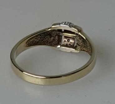 Diamantring aus 585er Gold mit 3 Diamanten, Größe 55, Gewicht: 2,8g