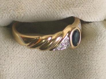 Ring aus 585er Gelbgold mit Saphir und 6 Diamanten, Größe 56, Gewicht: 3,3g