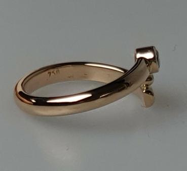 Preview: Brillantsolitär 0.10 ct. aus 750er Gelbgold, Größe 51 Gewicht: 4,2g