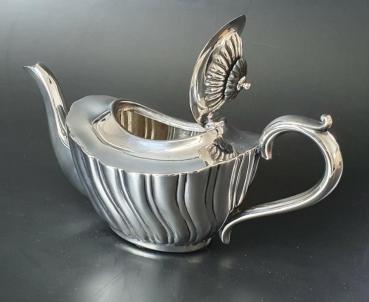Preview: Antik: Teekanne Waterhouse Sheffiled U.K., Silver Plated, Gewicht: 250,0g