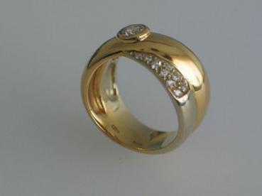 Einfach edel: Diamant Ring aus 750er Gold mit 25 Brillanten 0.63 ct., Größe 54, Gewicht: 9,3g