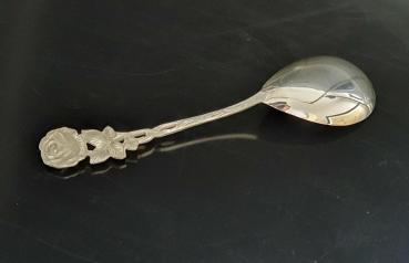 Sahnelöffel Hildesheimer Rose Rosendekor versilbert 100er Auflage unbenutzt in der Originalverpackung