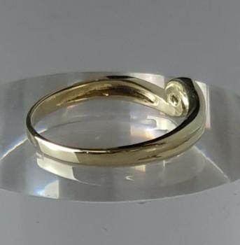 Eleganter Brillantsolitär mit 0.11 Karat, 585er Gold, Größe 56, Gewicht: 2,5g