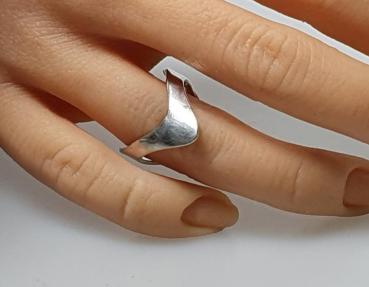 Ring aus 835er Silber, Größe 54, Gewicht: 3,0g