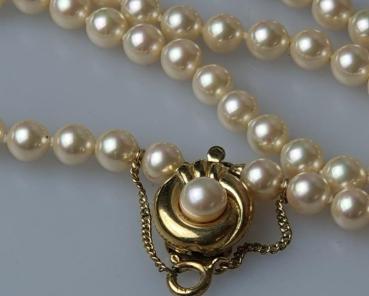 Perlenkette mit Verschluss aus 925er Sterlingsilber, vergoldet, Länge: 40,0 cm, Gewicht: 23,8g