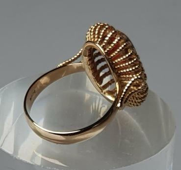Vintage Phantastischer Ring aus 750er Gold mit Koralle, Größe 60, Gewicht: 6,7g