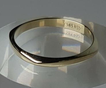 Preview: Quadratischer Ring aus 585er Gelbgold, Größe 69, Gewicht: 3,4g