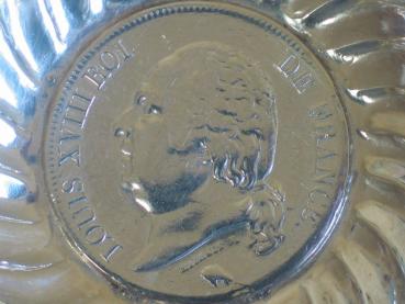 Preview: Münzboden Zierschälchen aus 800er Silber - Nachprägung -5 Francs - Louis XVIII 1824 Gewicht: ca. 38,6 Gramm