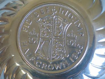 Münzboden Zierschälchen aus 800er Silber - Nachprägung - Half Crown George VI 1945 Gewicht: ca. 32,1 Gramm