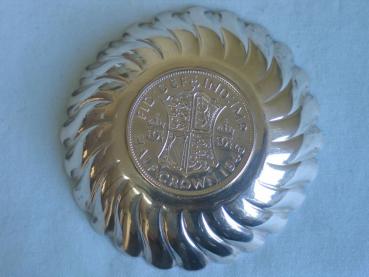 Münzboden Zierschälchen aus 800er Silber - Nachprägung - Half Crown George VI 1945 Gewicht: ca. 32,1 Gramm