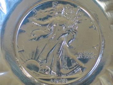 Preview: Münzboden Zierschälchen aus 800er Silber - Nachprägung Half Dollar - USA 1943 Gewicht: ca. 31,6 Gramm