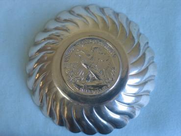 Preview: Münzboden Zierschälchen aus 800er Silber - Nachprägung Half Dollar - USA 1943 Gewicht: ca. 31,6 Gramm