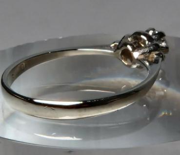 Preview: Diamantsolitär mit 0.15 ct. aus 585er Weißgold, Größe 53, Gewicht: 1,6g