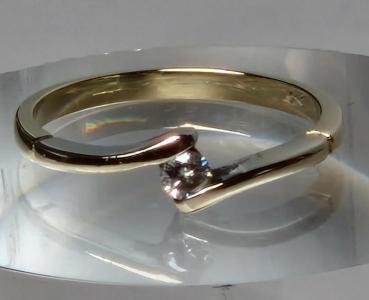 Brillantsolitär mit 0.05 ct. aus 585er Gelbgold, Größe 54, Gewicht: 1,9g