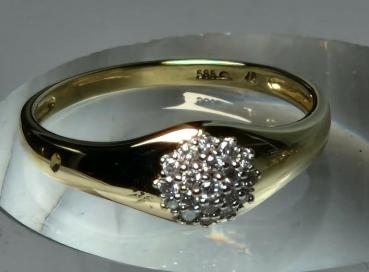 Preview: Diamantring aus 585er Gelbgold mit 0.25 ct., Größe 65, Gewicht: 3,8g