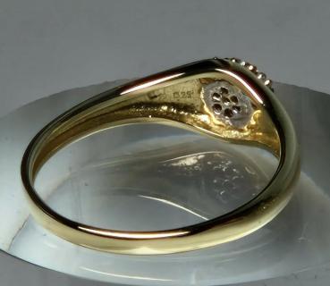 Preview: Diamantring aus 585er Gelbgold mit 0.25 ct., Größe 65, Gewicht: 3,8g