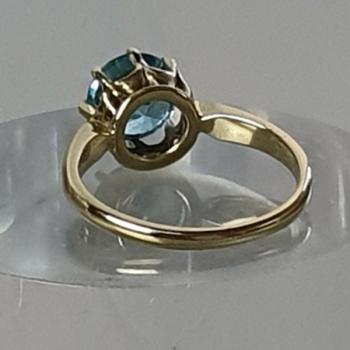 Preview: Swiss Blue Topas Ring mit 2.0 Karat, 585er Gold, Größe 54, Gewicht: 3,5g