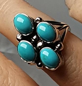 Ring aus 925er Sterlingsilber mit Türkisen, Größe 47, Gewicht: 4,2g