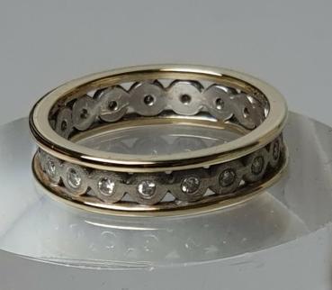 Preview: Eternity Diamantring mit 19 Diamanten aus 585er Gelb und Weißgold, Größe 63, Gewicht: 6,5g