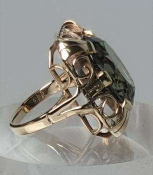 Antikschmuck Ring mit grünem Spinell aus 333er Gold, Größe 53, Gewicht: 6,4g