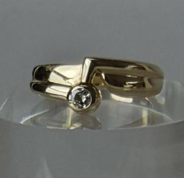 Preview: Diamantsolitär aus 585er Gold, Größe 58, Gewicht: 5,6g