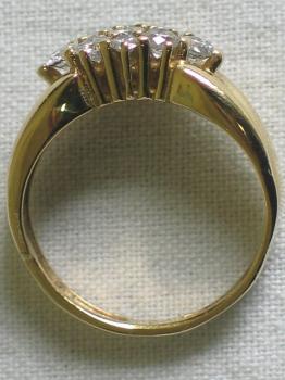 Preview: Ring aus 585er Gelbgold mit neun Diamanten, Größe 57 Gewicht: 2,3g