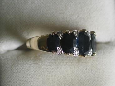 Preview: Ring aus 585er Gelbgold mit 5 Saphiren und 4 Diamanten, Größe55, Gewicht: 4,5g