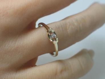 Preview: Feiner Diamantsolitär aus 585er Gold, Größe 54, Gewicht: 1,8g
