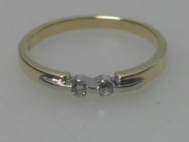 Feiner Diamantring aus 585er Gelb und Weißgold, Größe 53, Gewicht: 2,4g