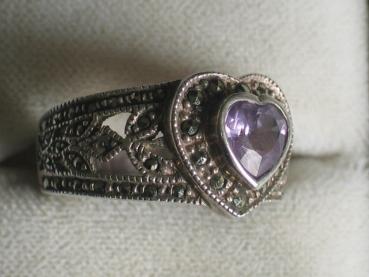Ring aus 925er Sterlingsilber mit Markasiten, Größe 60 Gewicht: ca. 6,7 Gramm