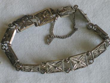 Armband aus 800er Silber, Länge 15,1 cm Gewicht: ca. 9,6 Gramm