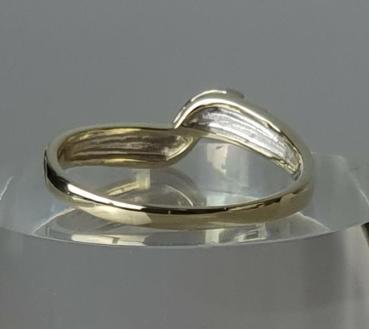 Eleganter Diamantring aus 585er Gelbgold mit fünf Diamanten, Größe 69, Gewicht: 4,1g