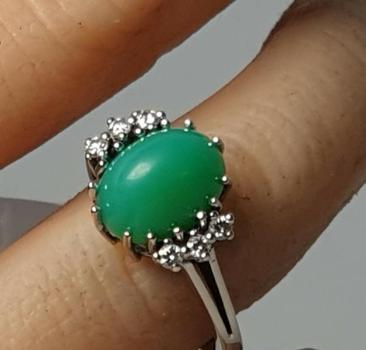 Chrysopras- Diamantring aus 585er Gelbgold, Größe 51, Gewicht: 4,0g