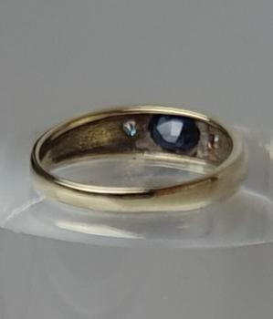 Saphir- Diamantring aus 585er Gold, Größe 51, Gewicht: 2,5g
