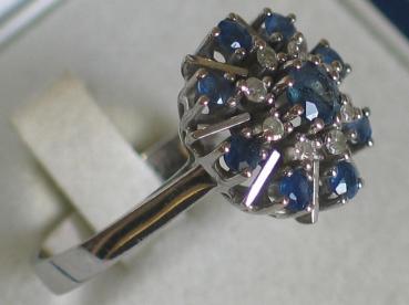 Saphir- Diamantring aus 585er Weißgold, Größe 56, Gewicht: 5,1g