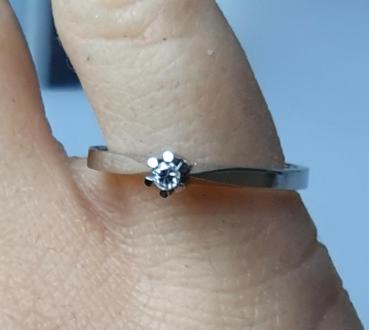 Preview: Diamantsolitär aus 585er Weißgold mit Diamant 0.05 ct., Größe 51, Gewicht: 1,7g