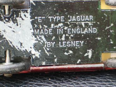 Lesney (Matchbox) Jaguar E-Type Coupe, No. 32, rot, 1:64