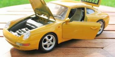Bburago Porsche 911 Coupe (993), gelb, 1:18
