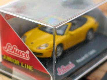 Preview: Schuco Porsche 911Cabrio (996), gelb, 1:24 in OVP