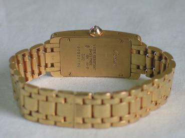 Cartier Tank Americaine Large, Damenarmbanduhr aus 750er Gold mit 99 Diamanten