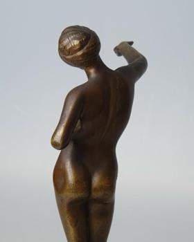 Bronzeskulptur "Frauenakt" von Wilhelm Schaffert