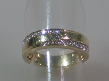 Preview: Diamantring mit 0.50 ct. aus 375 Gelbgold, Größe 52, Gewicht: 4,7g