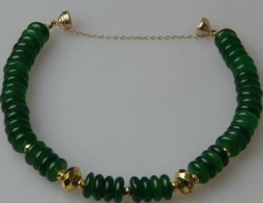 Amethyst Armband mit 375er Goldmagnetverschluß, Länge ca. 18,5 cm
