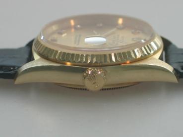 Rolex Oyster Perpetual Datejust 36, 750er Gold mit Lederband, Ref. 16018