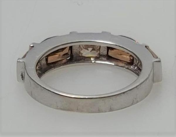 Ring aus 925er Sterlingsilber mit 5 Schmucksteinen, Größe 53, Gewicht: 4,5g