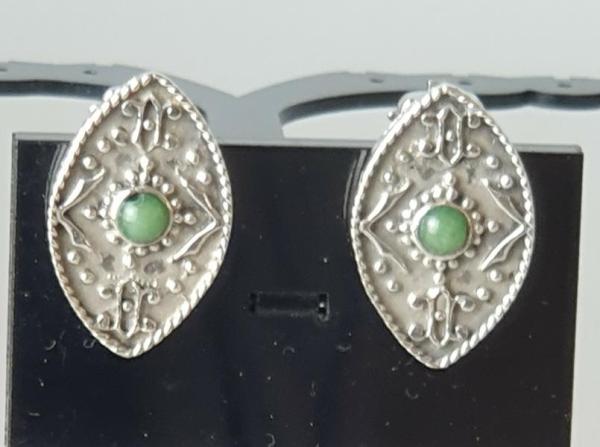 Zwei Ohrclips aus 925er Sterlingsilber mit Schmuckstein, Gewicht: 10,0g